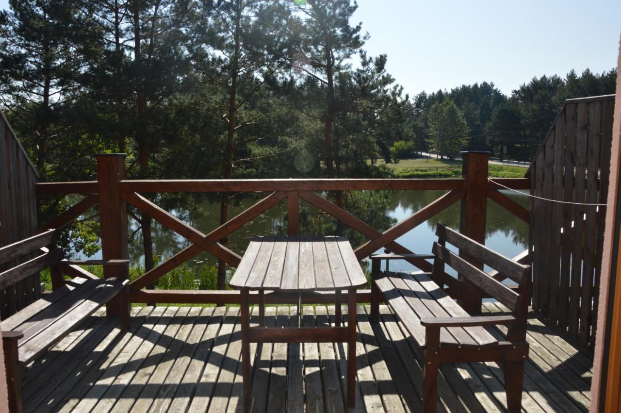 Tawerna Nad Sopotem Bed & Breakfast Majdan Sopocki Exterior photo